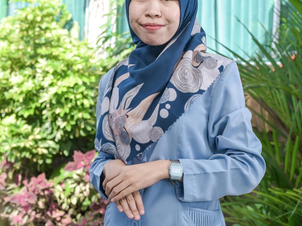 Tika Moreta, S.Pd.