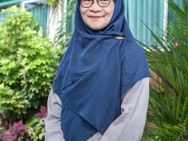 Surti Handayani, S.Pd.
